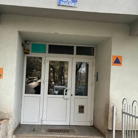 Host Tina בית אירוח בוקרשט